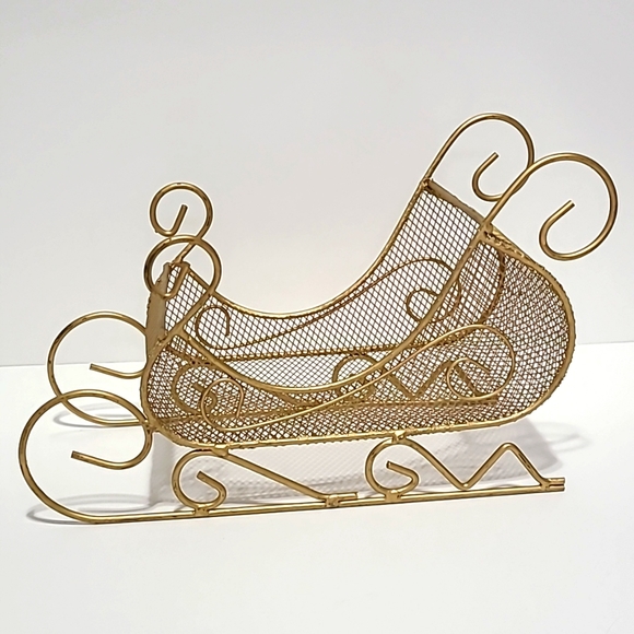 VINTAGE GOLD METAL SANTA'S SLEIGH - Picture 2 of 5